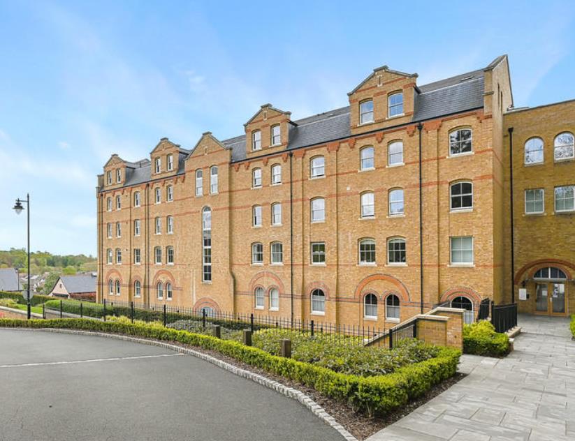 Holborn Close, Mill Hill